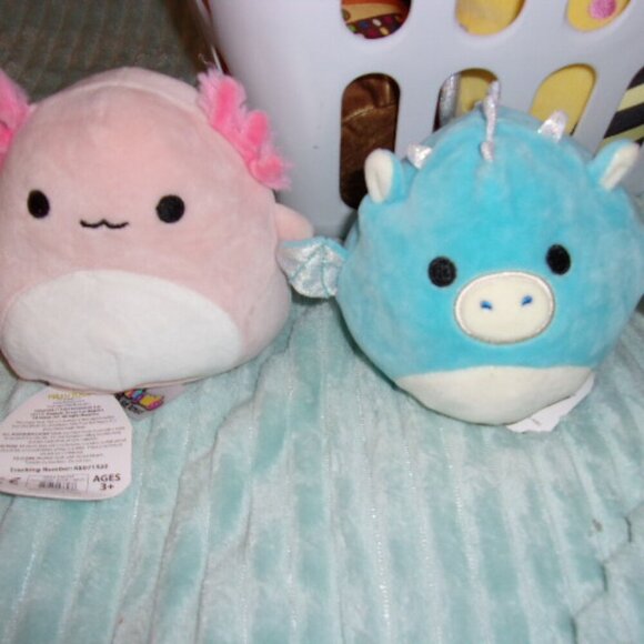 Bundle of 2 small Flip a Mallows New with tags Squishmallow stuffed animals - Picture 2 of 2